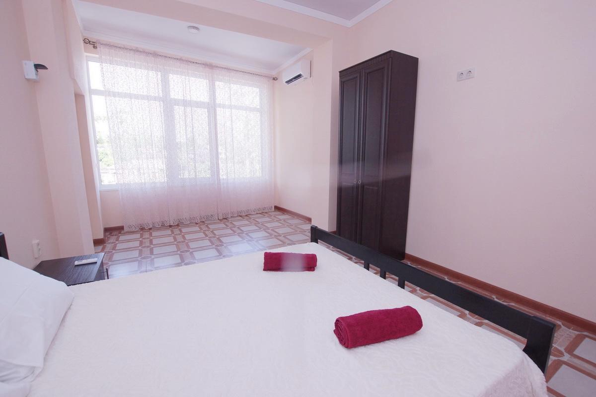 Guest House Belyi Lebed Suchumi Zewnętrze zdjęcie