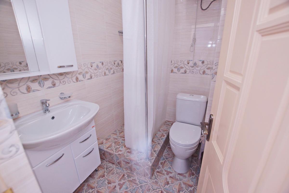 Guest House Belyi Lebed Suchumi Zewnętrze zdjęcie